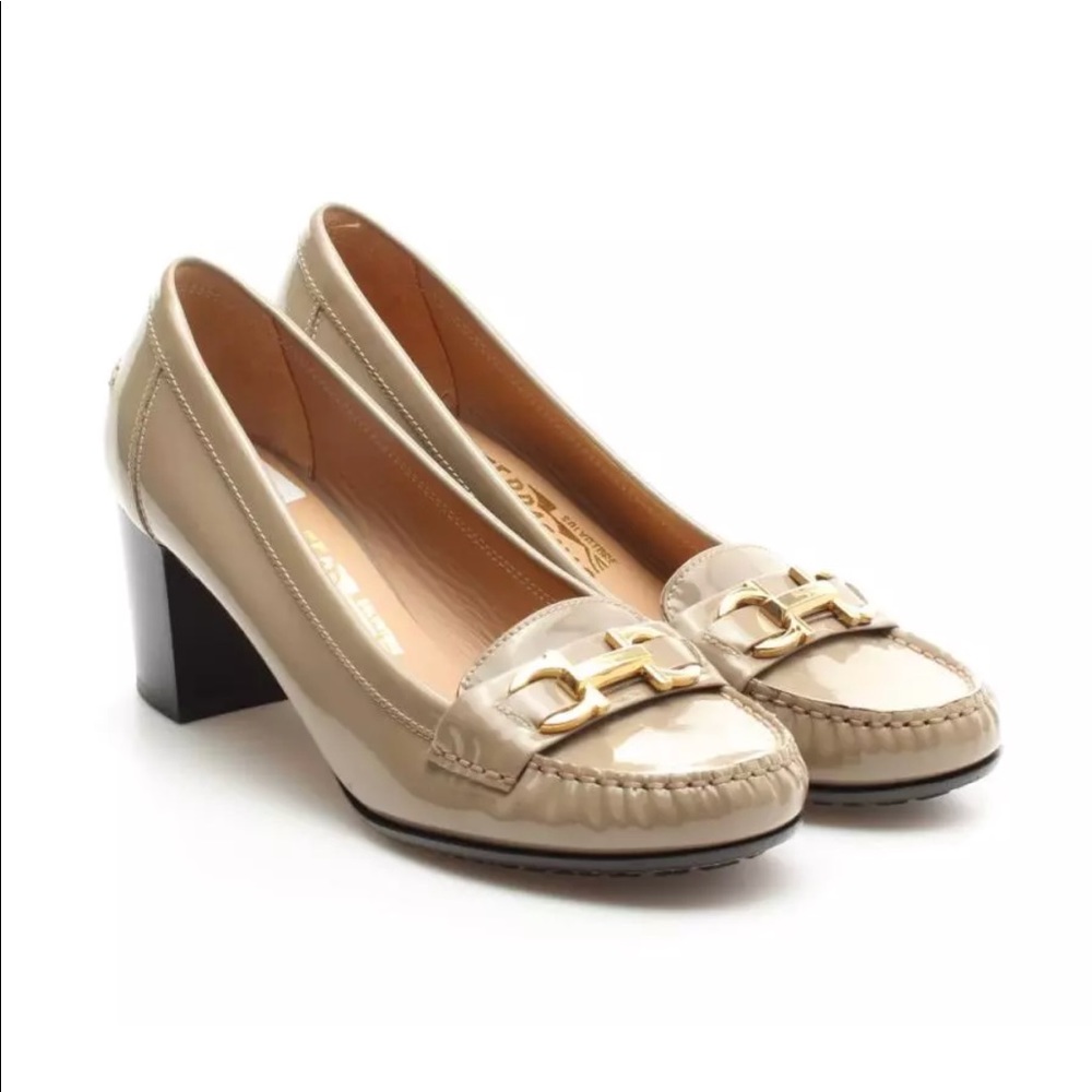 BRAND NEW FERRAGAMO LOAFER HEALS!